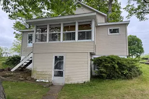 734 N Hawley Dr, Coldwater, MI 49036 - Photo 2