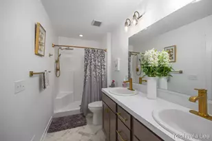 1548 N Village Cir, Kalamazoo, MI 49009 - Photo 10