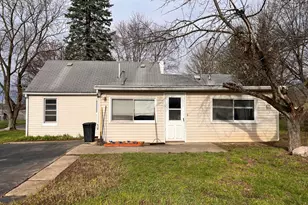 5061 Walsh Dr, Brighton, MI 48114 - Photo 10