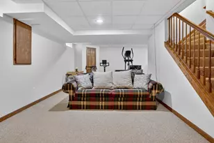 10434 Sourwood Ct, Brighton, MI 48114 - Photo 36