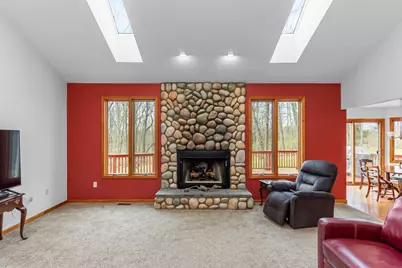 11460 Hearthside Drive, Pinckney, MI 48169 - Photo 6