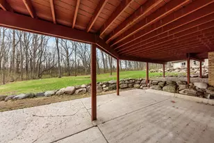 11460 Hearthside Dr, Pinckney, MI 48169 - Photo 52