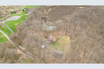 11460 Hearthside Drive, Pinckney, MI 48169 - Photo 2