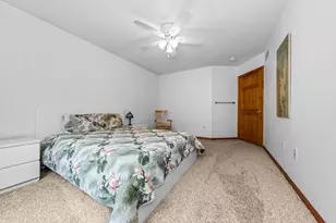 11460 Hearthside Dr, Pinckney, MI 48169 - Photo 40