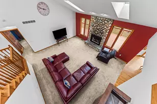 11460 Hearthside Dr, Pinckney, MI 48169 - Photo 30