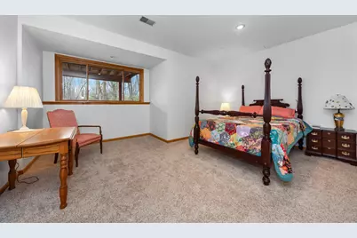 11460 Hearthside Drive, Pinckney, MI 48169 - Photo 48