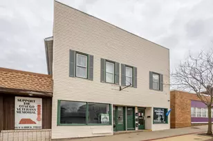 120 N Farmer St, Otsego, MI 49078 - Photo 2