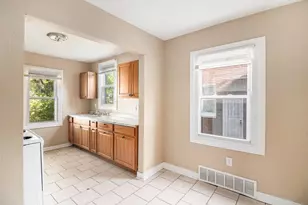 10731 Somerset Ave, Detroit, MI 48224 - Photo 8