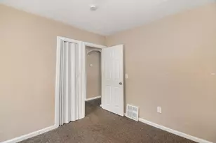 10731 Somerset Ave, Detroit, MI 48224 - Photo 14