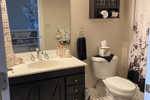 105 W Danaher St, Ludington, MI 49431 - Photo 22