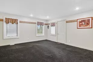 2255 N Portage Rd, Jackson, MI 49201 - Photo 18