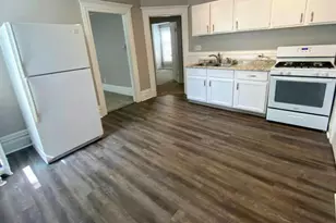 1130 Jackson St NW, Grand Rapids, MI 49504 - Photo 16