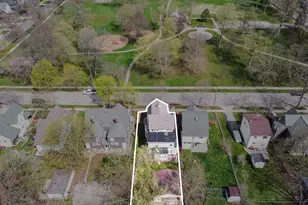1130 Jackson St NW, Grand Rapids, MI 49504 - Photo 2