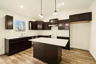 5549 Mammoth Dr SE, Caledonia, MI 49316 - Photo 4