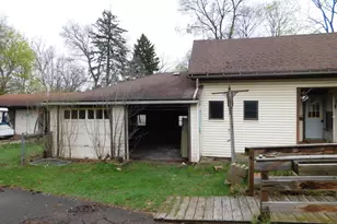 124 S Chipman St, Owosso, MI 48867 - Photo 4