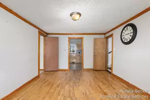 425 S Cedar St, Allegan, MI 49010 - Photo 10