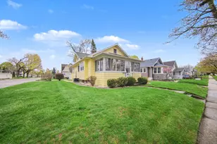 123 N Higby St, Jackson, MI 49202 - Photo 2