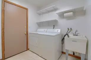 623 Echo Ct, Saline, MI 48176 - Photo 16