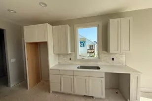 9565 Shoreway Dr, West Olive, MI 49460 - Photo 8