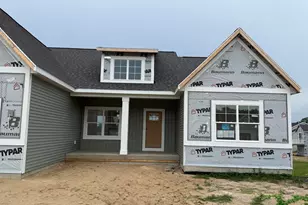 9565 Shoreway Dr, West Olive, MI 49460 - Photo 2