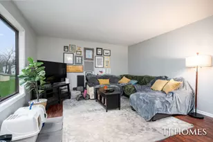 2561-2563 Burton Street SE, Grand Rapids, MI 49546 - Photo 8