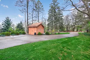 11243 Pinewood Dr, Jerome, MI 49249 - Photo 10