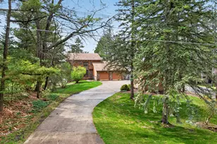 11243 Pinewood Dr, Jerome, MI 49249 - Photo 8