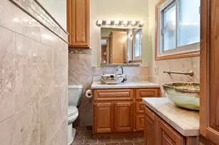 219 Ottawa Dr, Troy, MI 48085 - Photo 14