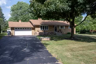 219 Ottawa Dr, Troy, MI 48085 - Photo 30