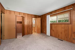 219 Ottawa Dr, Troy, MI 48085 - Photo 12