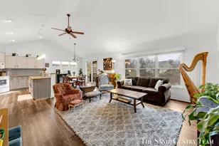 13429 Hidden Creek Dr, Grand Haven, MI 49417 - Photo 20
