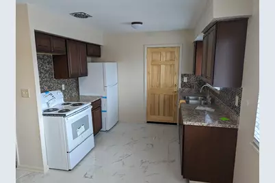 25337 S Montmartre Court #2, Oak Park, MI 48237 - Photo 1