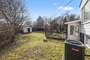 2640 Crofthill Dr, Auburn Hills, MI 48326 - Photo 2