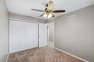 2640 Crofthill Dr, Auburn Hills, MI 48326 - Photo 10