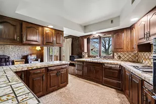 56585 Fairway, Paw Paw, MI 49079 - Photo 8
