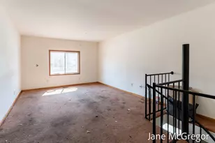 414 E Hackley Ave, Muskegon, MI 49444 - Photo 34