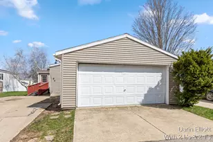 360 E Tuttle Rd, Ionia, MI 48846 - Photo 2