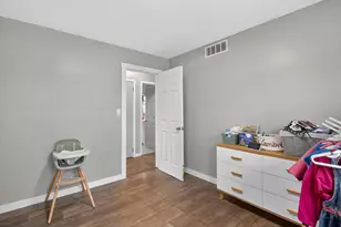 2005 Cortland Blvd, Jackson, MI 49203 - Photo 8