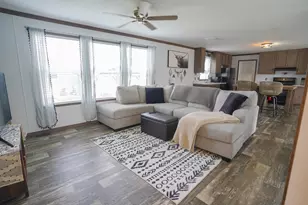 107 Gardens Blvd NW, Grand Rapids, MI 49534 - Photo 2