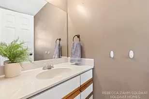 1040 Ada Pl Dr SE, Grand Rapids, MI 49546 - Photo 16