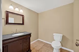 27118 Walloon Way, Brownstown, MI 48134 - Photo 20
