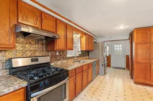 23476 Jefferson Center St, Cassopolis, MI 49031 - Photo 14