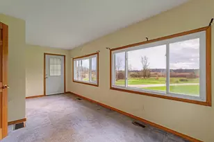 23476 Jefferson Center St, Cassopolis, MI 49031 - Photo 16