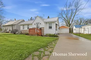 409 W Oak St, Fremont, MI 49412 - Photo 2