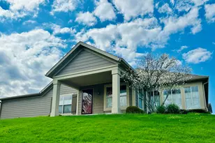 1229 Waterwalk Dr, Holland, MI 49423 - Photo 6