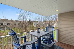 1369 S Village Cir, Kalamazoo, MI 49009 - Photo 16