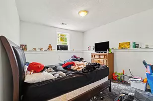630 E St Joseph St, Paw Paw, MI 49079 - Photo 10