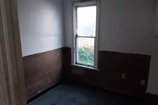 1810 Carroll St, Saginaw, MI 48601 - Photo 10
