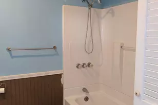 208 S Washington Ave, Ludington, MI 49431 - Photo 18
