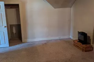 208 S Washington Ave, Ludington, MI 49431 - Photo 36